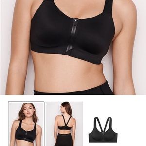 VS Knockout Maximum Support Floral Sports Bra